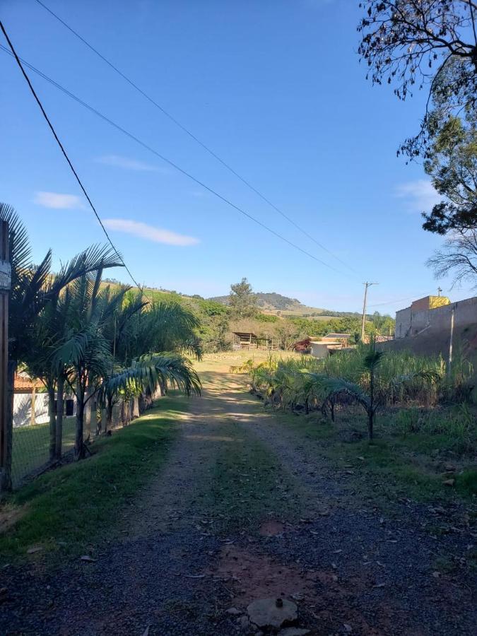 Monte Sião Chacara Aguas Clarasヴィラ エクステリア 写真