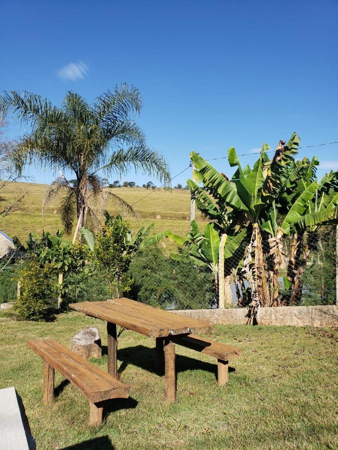 Monte Sião Chacara Aguas Clarasヴィラ エクステリア 写真