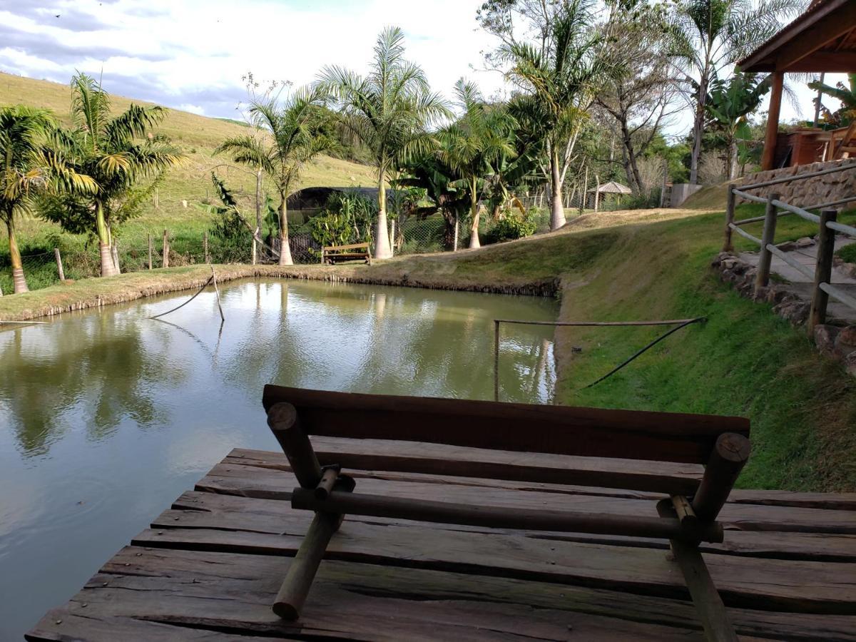 Monte Sião Chacara Aguas Clarasヴィラ エクステリア 写真