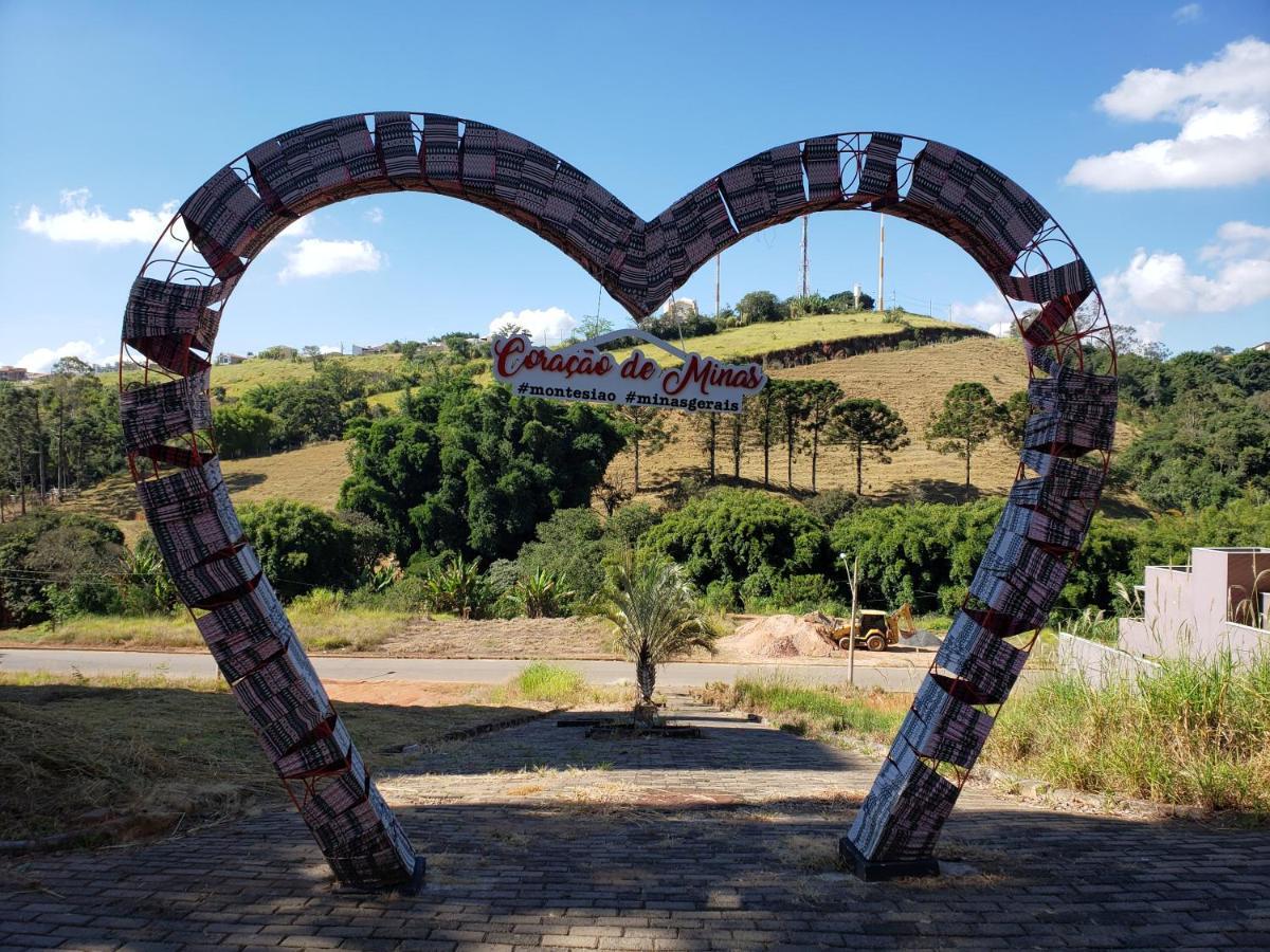 Monte Sião Chacara Aguas Clarasヴィラ エクステリア 写真